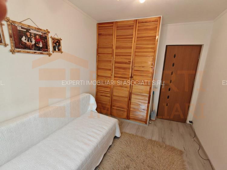 Apartament 3 camere, situat in zona Groapa - Inel II - 6