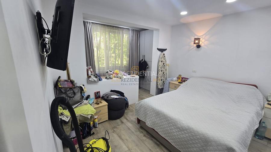 Apartament cu 4 camere de vanzare, Bd. C-tin Brancoveanu, Sector 4 - 6