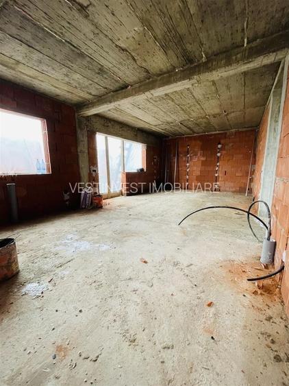 Casǎ de vânzare plan Parter Semifinisatǎ Cihei - 2