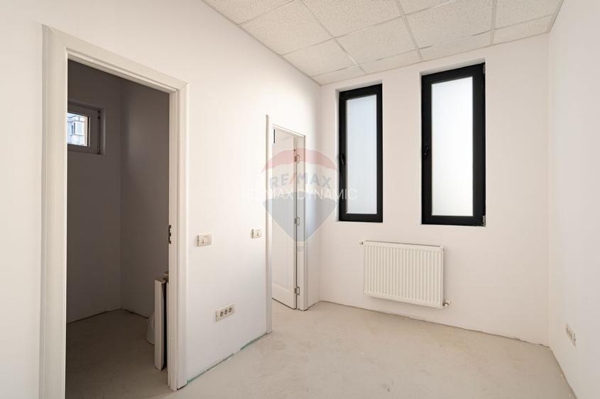 Spațiu premium de închiriat 150mp, în zona Spitalului Județean/Intim - 11