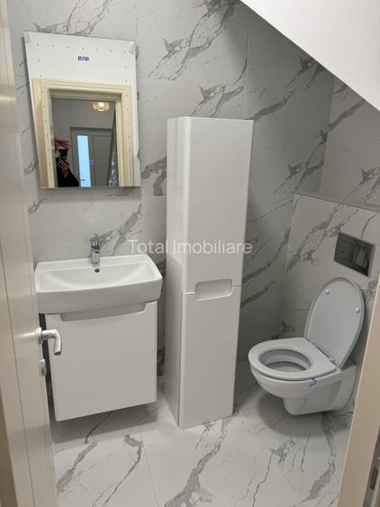 CASA DUPLEX MOBILATA SI UTILATA ZONA CENTRALA STR. PALTINIS NR 52 - 2