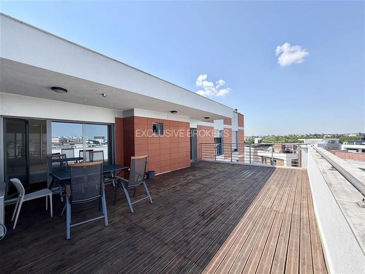 Penthouse for rent  Green Lake   Open View - 2