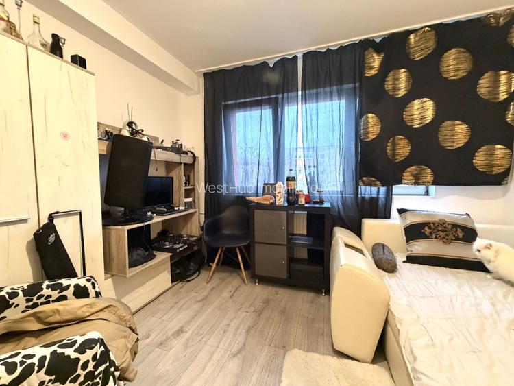 Garsonieră, 17mp utili, apartament etaj 3, renovata - zona UMT - 2