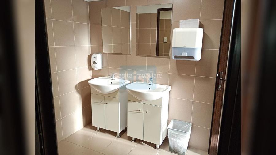 CLADIRE CU ARHITECTURA EMBLEMATICA - FOST SEDIU INTEL - 9