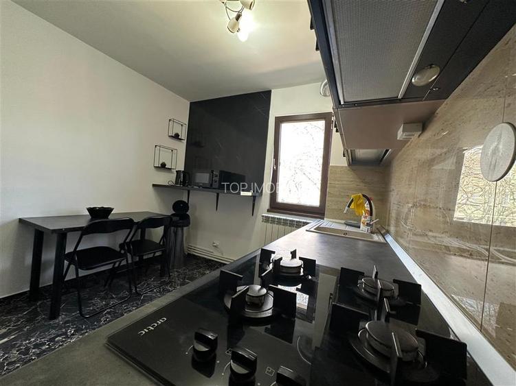 Inchiriere Apartament 3 camere Podu Ros - Palas - 5