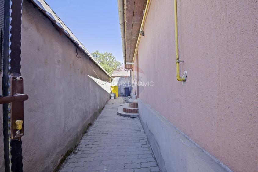 Apartament spațios la casă, renovat, ultracentral Pecica - 5