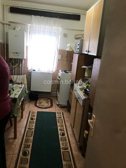 Vand apartament 2 camere , 42mp, decomandat, CF1, etaj 3/4, AC,centrala termica - 4