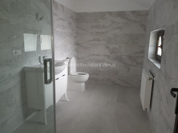 Casa noua P+E+M la cheie zona ultracentrala - 9