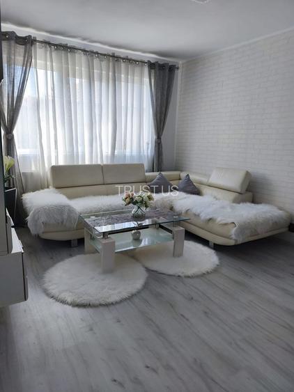 Apartament 3 camere, 60 mp, Spitalul Județean – renovat, COMISION 0% - 6