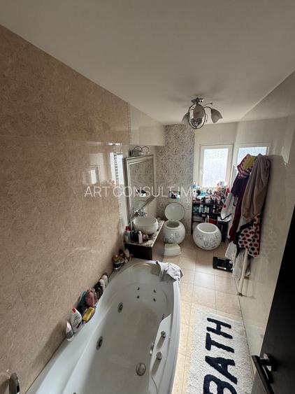 Apartament 4 camer | Bulevardul Unirii | 2 Parcari | 5 balcoane | Bucuresti - 17