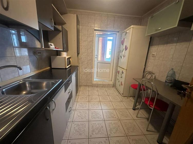 Nicolina - 2 Camere Decomandat - 56 Mp - Bloc 1984 - 7