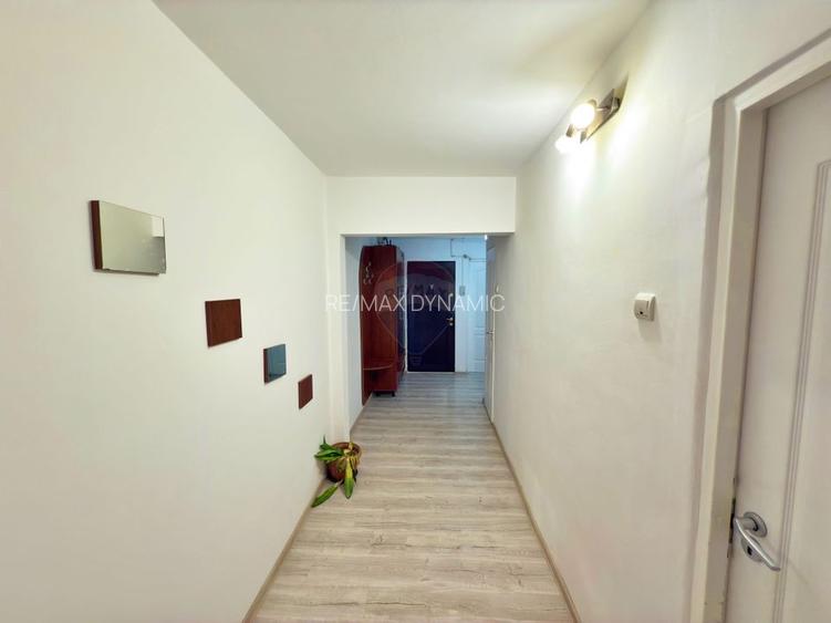 Apartament cu 3 camere de închiriat în Alfa - 8