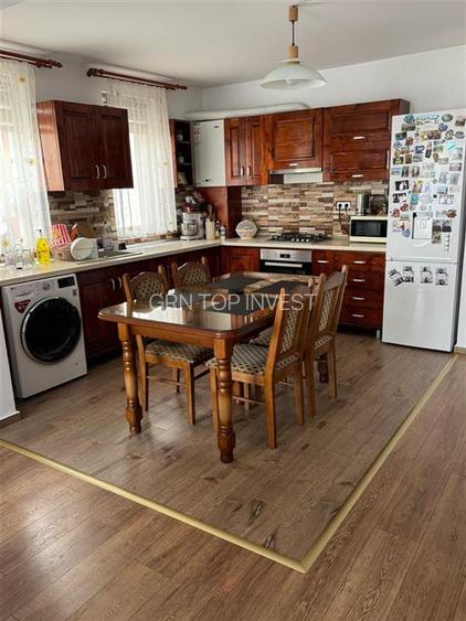 Casa cu 4 camere si curte privata in cartierul Arhitectilor - 2