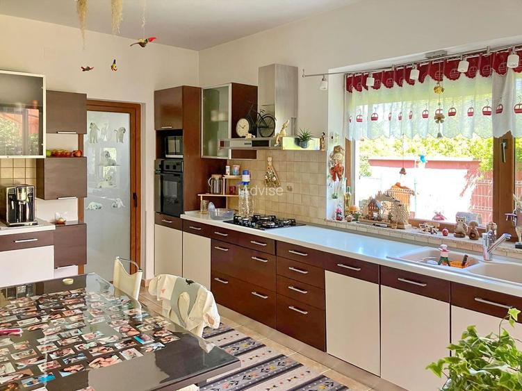 Vanzare Casa Harman - 6