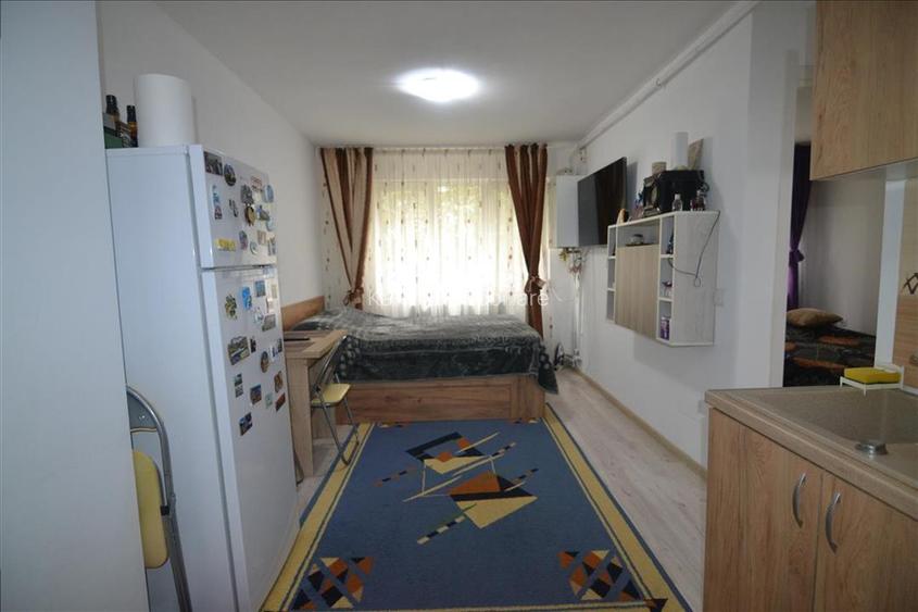 Exclusiv ! Apartament 2 camere Tractorul etajul 1 - 9