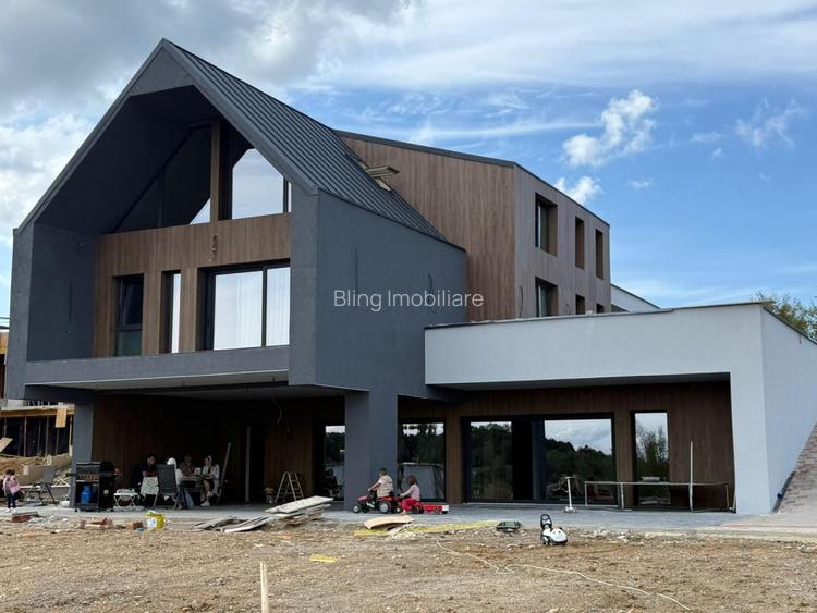 Casa Individuala , 490 mp utili,  Salicea - 19