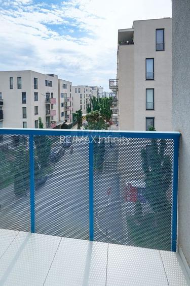 De vânzare apartament cu 3 camere, 2 bai, garaj Andrei Muresanu Sud - 16