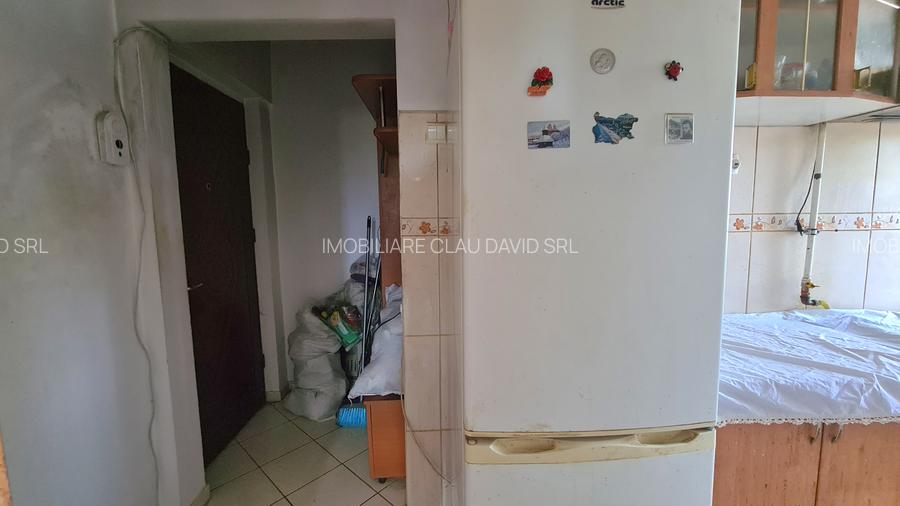 APARTAMENT 2 CAMERE SEMIDECOMANDAT ET 3 - 10