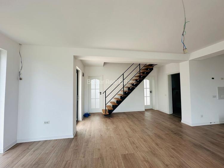 Casa Individuala  -  4 Camere - Teren 410 mp - Strada Asfaltata - 26