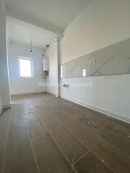 Apartament 3 camere, semidecomandat,62 mp utili,etaj P/3 -  Torontalului - 6
