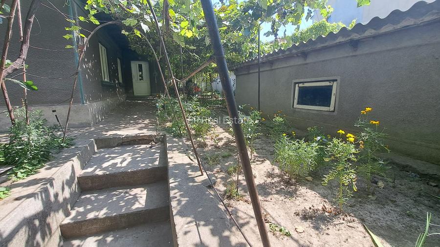 Stadion - scoala sportiva - teren 828 mp / 13.2 deschidere stradala - 14