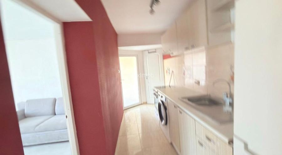 Inchiriez casa Mehala - 2