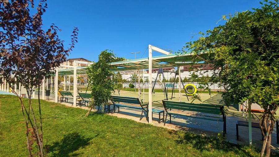 Apartament cu 2 camere, decomandat, zona metrou Berceni - Comision 0% - 12