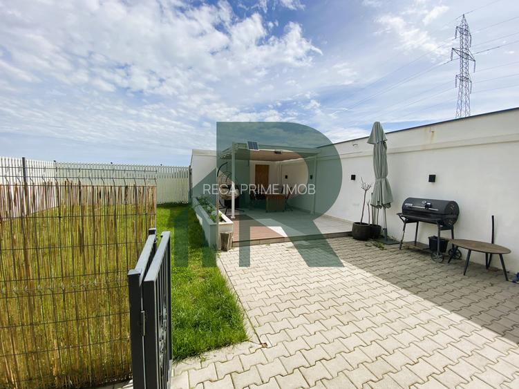 Duplex cu 4 camere 2 bai si curte libera 200 mp in Cisnadie - 19