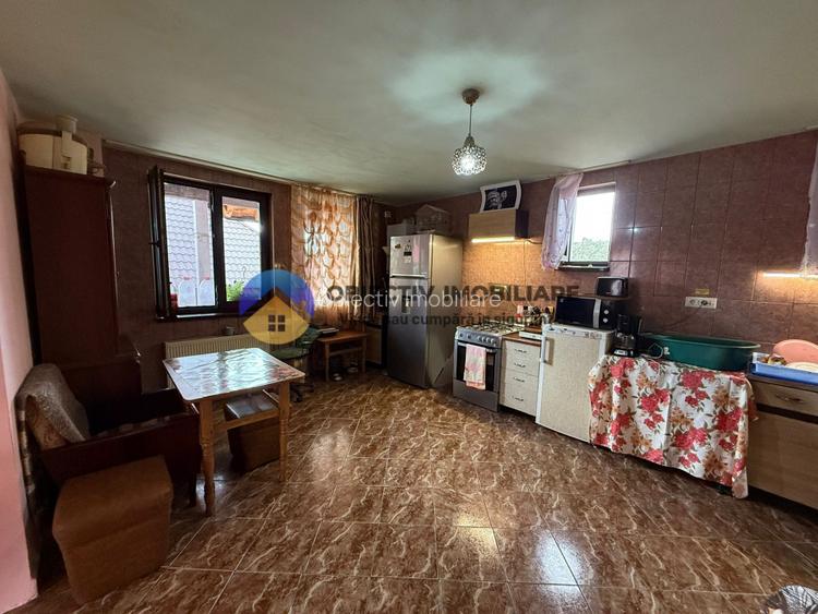 Casa de vanzare cu peisaj deosebit - Savinesti, jud. Neamt  - 18