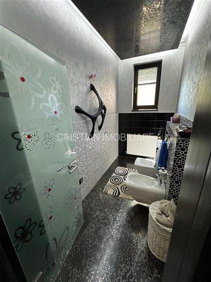 Vila MODERNA, P+1+M, constructie 2011, teren 1145 mp Cazasu - 17