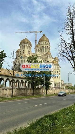 Apartament 3 camere 13 SEPTEMBRIE CATEDRALA NEAMULUI+ boxa - 6