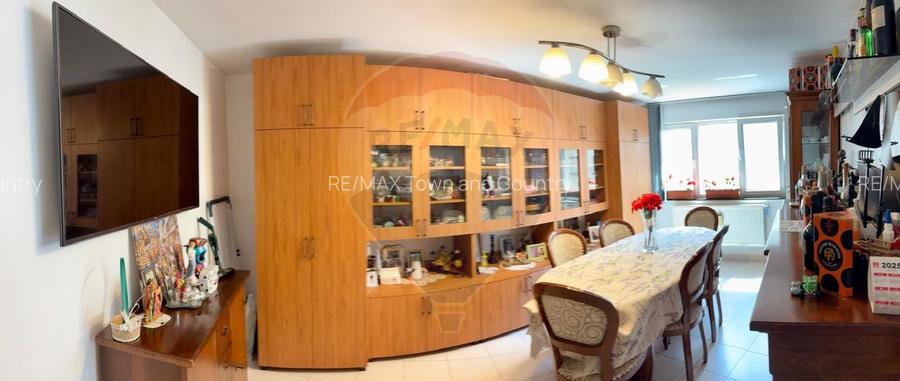 Apartament cu 4 camere de vânzare în zona Ultracentral - 5