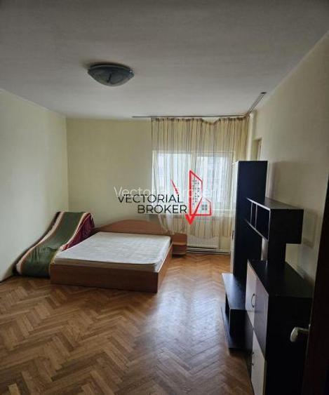 3 camere - 2 bai, 2 balcoane, centrala termica si boxa - Bd Ferdinand Parcul Ozo - 9