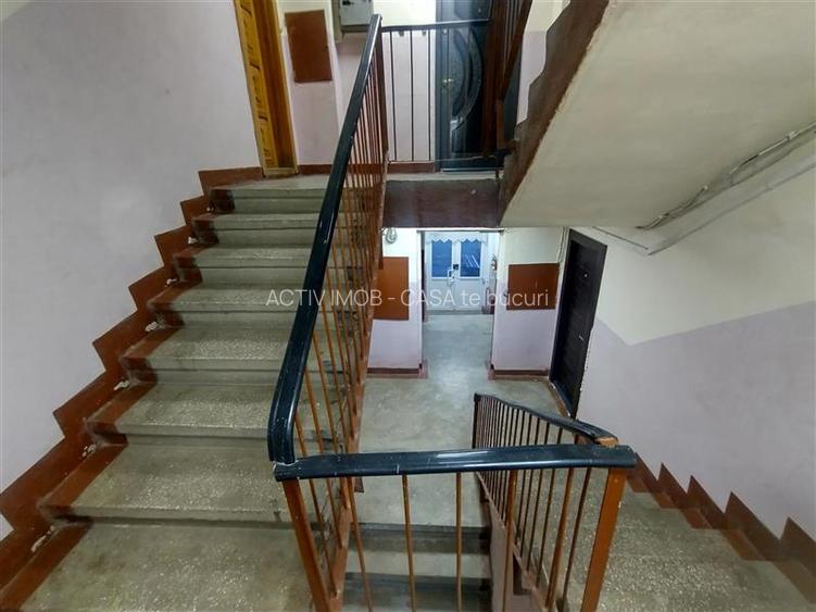 Oravita, Apt.2 Cam, la Cheie, Decomandat, ZERO COMISION - 9