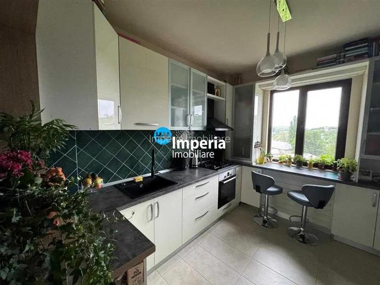 Apartament 2 cam, decomandat, de vanzare in zona Bucium -- - 3