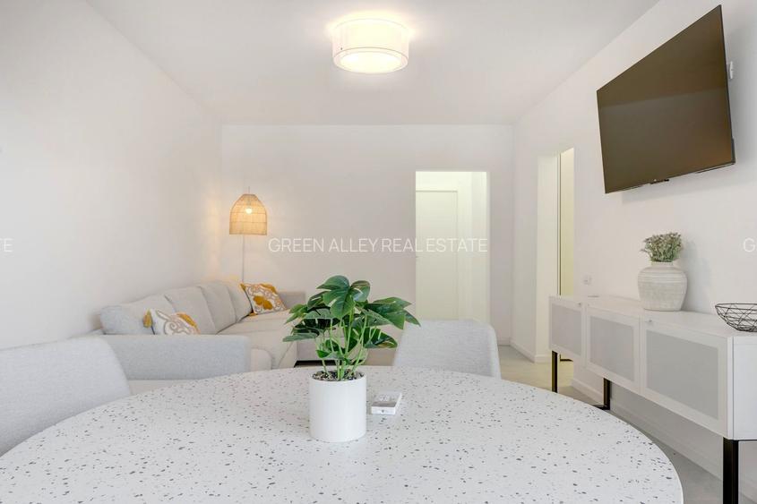 Apartament cu 3 camere, luminos si complet renovat - 2