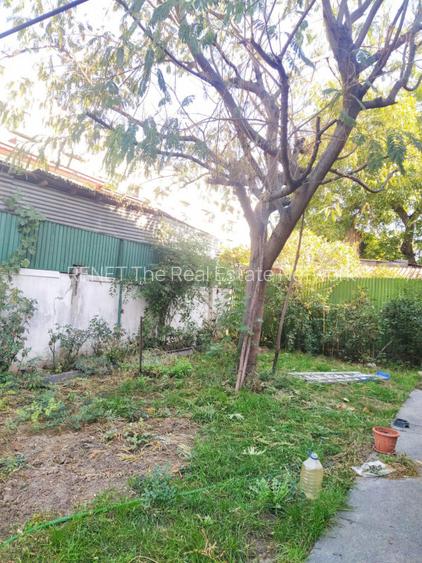 VAND PARTER+DEMISOL VILA + 416MP TEREN IN ZONA PARCUL CAROL-SOSEAUA VIILOR - 2