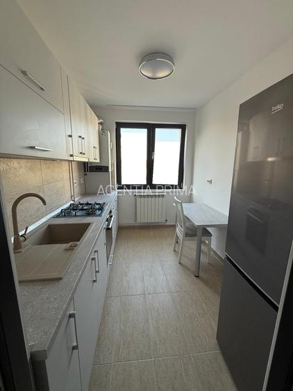 Apartament cu 3 camere decomandate, Centru - 6