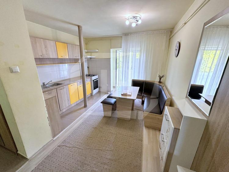 Apartament 2 camere I decomandat I zona Titulescu I Piata Cipariu