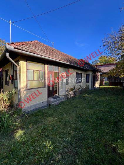 De vânzare în Covasna, pe strada Timar, o proprietate compusă din două case! - 13