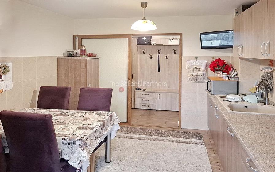 Structura decomandata, apartament mobilat si utilat - 7