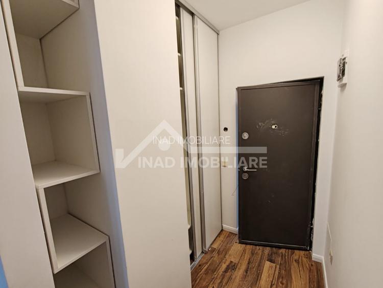 Apartament mobilat modern, parcare, Str.Victor Babes - 10
