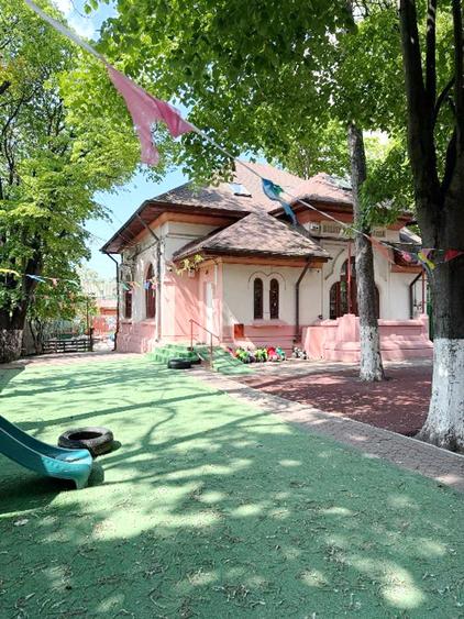 Casa de inchiriat cu teren 800 mp zona Mall VItan, ideal gradinita, after-school