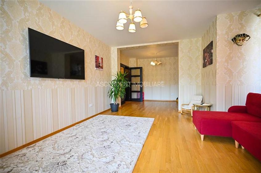 Pe 1.000 mp teren, vila eleganta, caracteristici notabile, Sacele, Central - 12