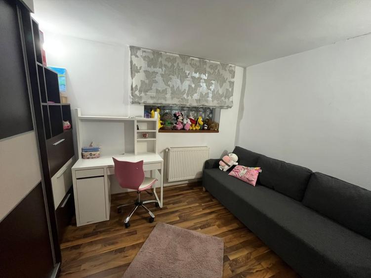 Casă de vanzare, ultracentral, 5 camere, Zona Eminescu-Toamnei