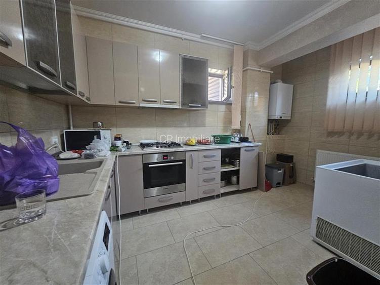 Vanzare 4 Camere Damaroaia Luptatorilor duplex 2 Etaje