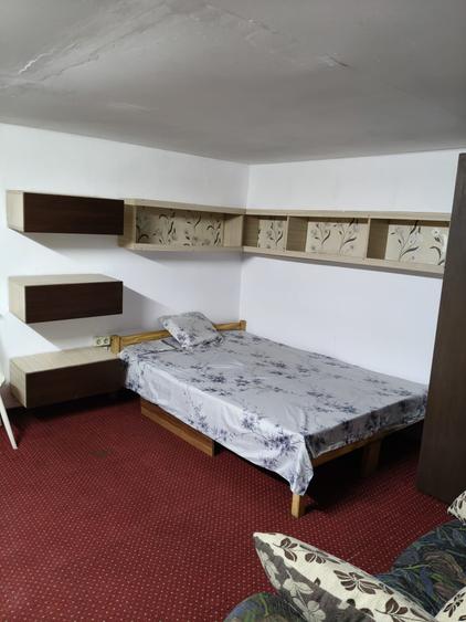 Zona medicinei, doar pentru studenti, mobilata, utilata