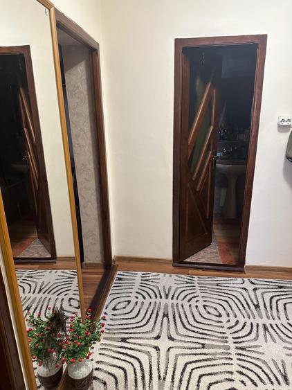 Chirie apartament 2 camere Vradet mobilat si utilat 300eur/luna