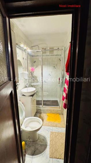 Gara de NORD, bloc fara bulina - 8