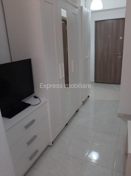 Chirie Campus - Garsonieră Bloc Nou - 270€ - 4